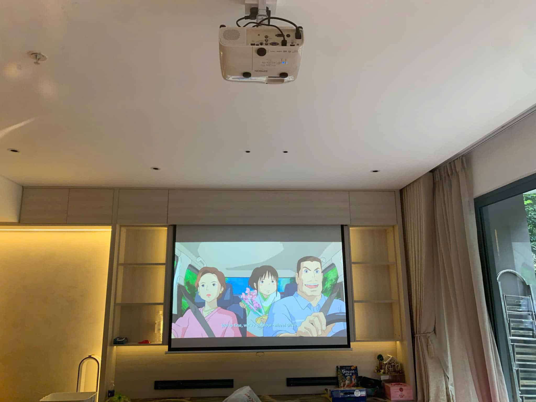 Lắp đặt máy chiếu màn chiếu 
